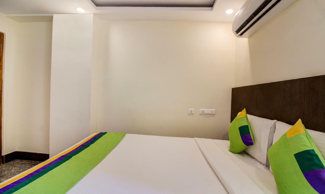 Treebo Sls Grand Hotel Tirupati Exterior photo