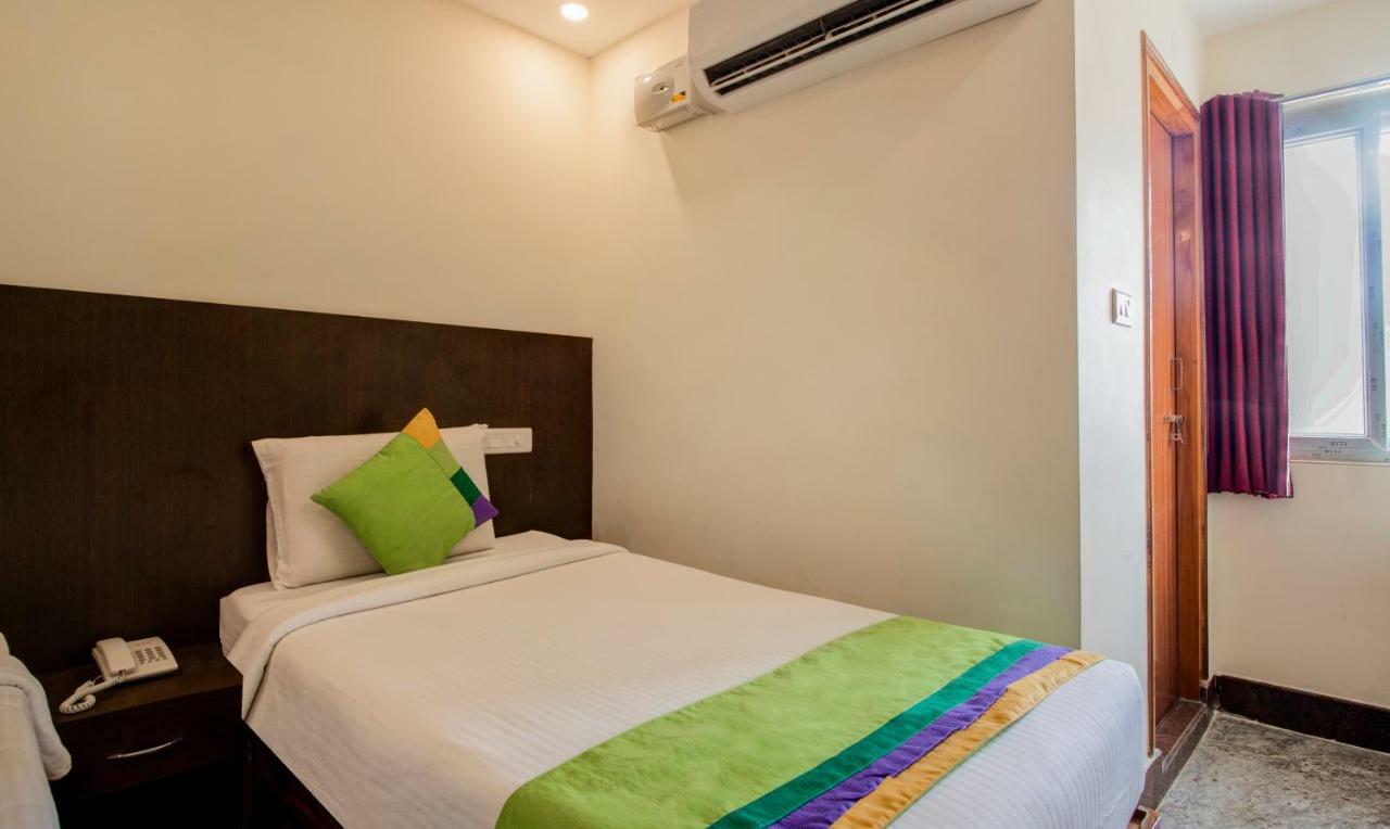 Treebo Sls Grand Hotel Tirupati Exterior photo